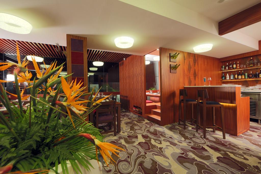 The Accord Metropolitan Hotel Chennai Exterior photo